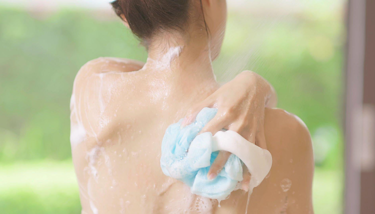 Choose the Perfect Body Wash as per your Skin Type : Deep Cleansing 